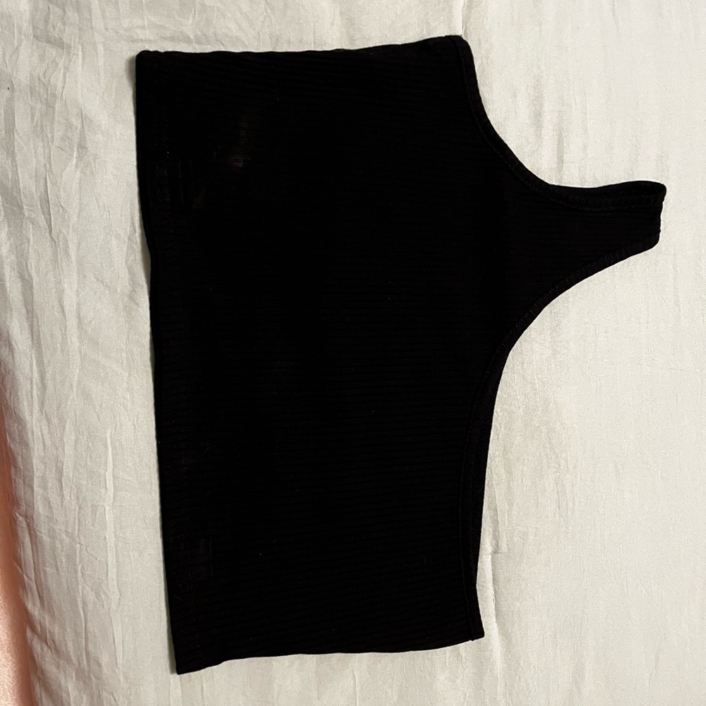 Black cropped one shoulder top